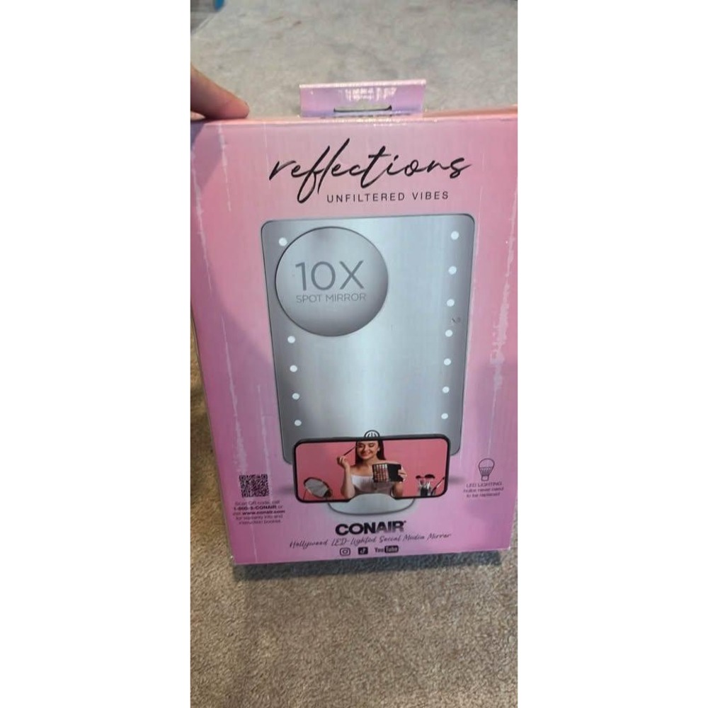 Conair Reflections LED Lighted Social Media Mirror 10x‎ Spot Mirror BE-HMC1000